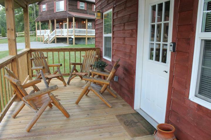 Pipestem Spa, Event Center And Mountain Chalets Exterior photo